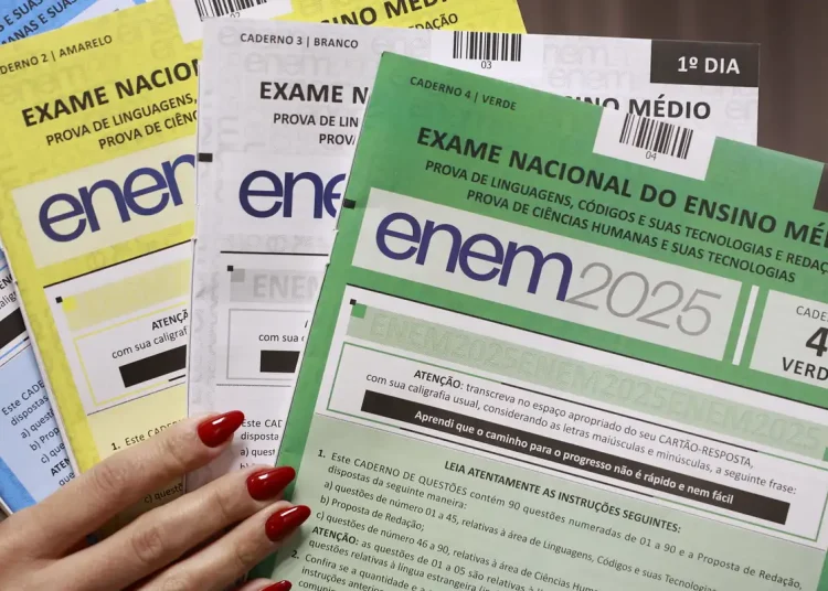 Enem 2025: divulgados gabaritos e cadernos de provas do 2º dia