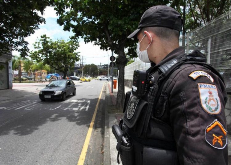 Governador proíbe cessão de agentes de segurança pública do Estado para outros órgãos