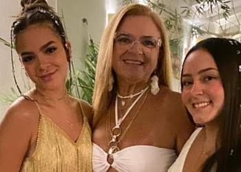 Ex-chacrete Lia Hollywood morre devido a ataque de pit bull do próprio filho