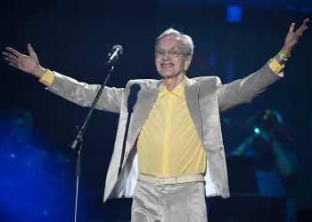 Bad Bunny vence o prêmio de álbum do ano no Grammy Latino