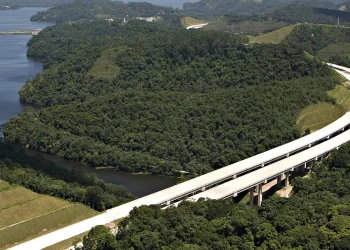 Caminhão com ameaça de bomba interditou Rodoanel Mário Covas de manhã