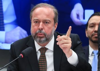 Gás gratuito chega a 1 milhão de famílias a partir de segunda-feira