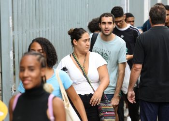 Enem 2025: cerca de 70% dos inscritos fizeram as duas etapas da prova