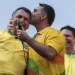 Bolsonaro se posiciona sobre eleições e diz que Flávio será seu candidato à Presidência da República