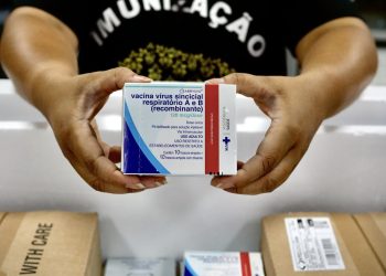 SP inicia vacinação de grávidas contra vírus sincicial respiratório