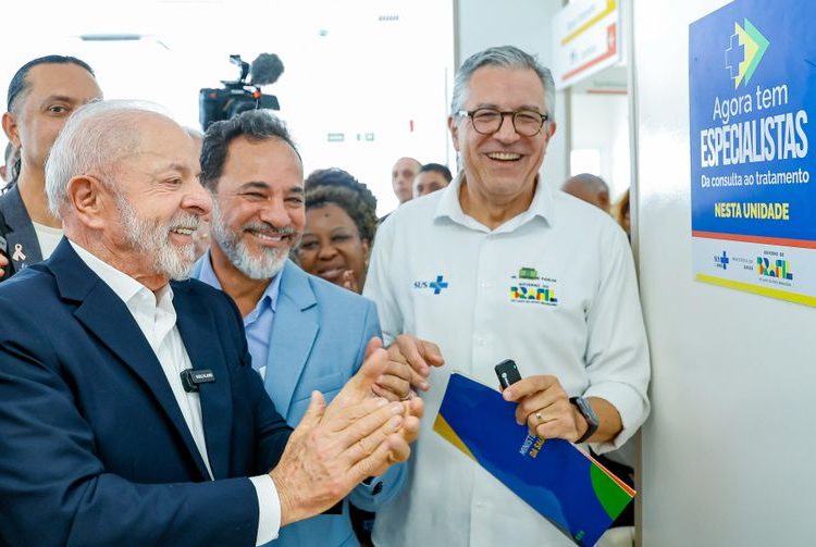 Lula inaugura serviços de radioterapia em cinco cidades do país