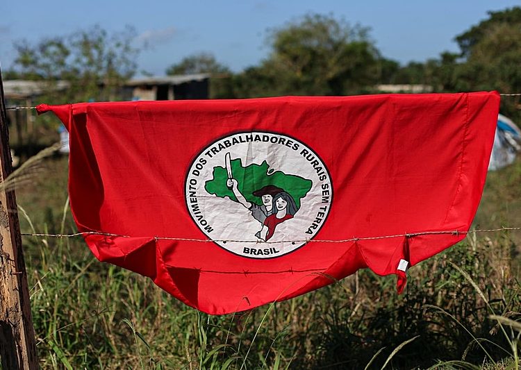 MST nega que tenha ocupado fazenda em Campos nesta segunda-feira