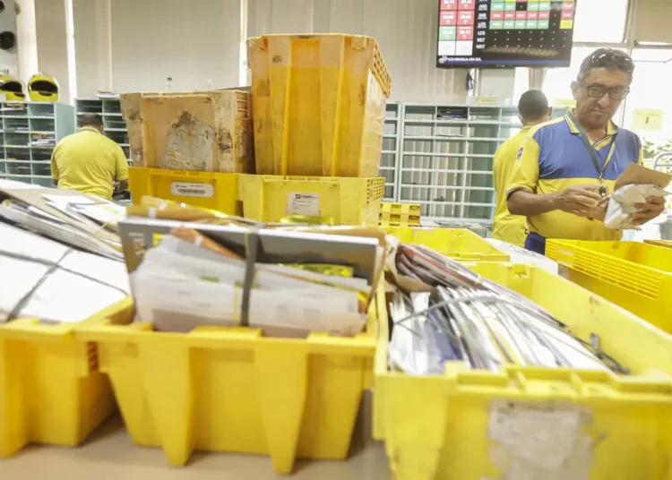 Tesouro reprova empréstimo de R$ 20 bilhões aos Correios