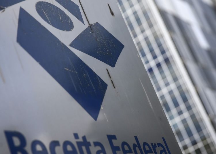 Receita alerta para falsas cobranças com nome e CPF do contribuinte