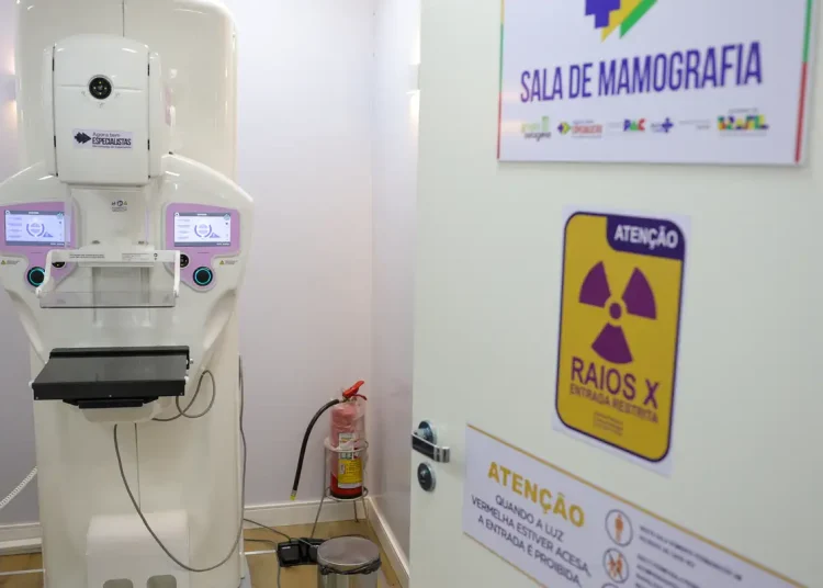 Lei garante mamografia pelo SUS para mulheres a partir dos 40 anos
