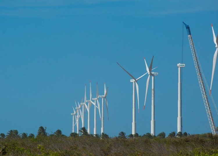 Instituto criará centro especializado em energia renovável no oceano