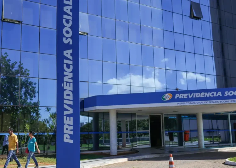 Governo prorroga até março prazo para pedido de ressarcimento do INSS