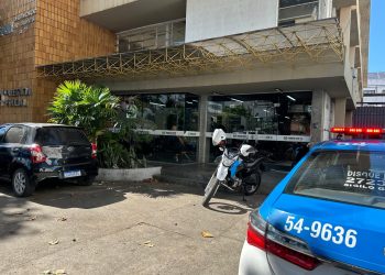 Pai esfaqueia filho durante discussão em Campos