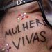 Feminicídios e mulheres feridas por arma de fogo cresceram 52% em 2025