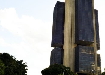 BC aperta regras de provedores de TI para instituições financeiras