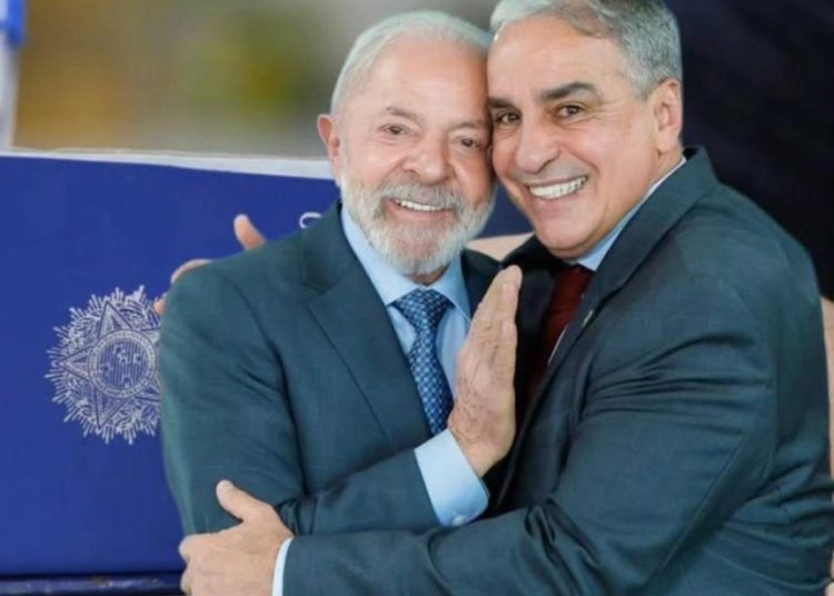 PT pressiona André Ceciliano a disputar a eleição indireta na Alerj para governador