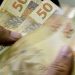 Isenção de IR para quem ganha até R$ 5 mil entra em vigor