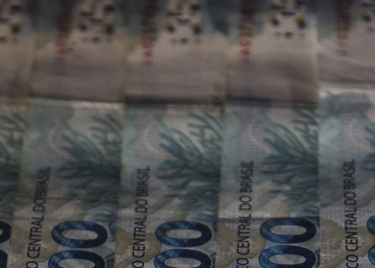 Reforma tributária entra em fase de testes em 2026