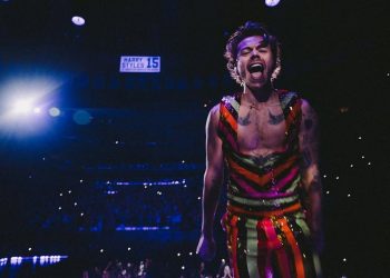 Deputados pedem investigação sobre pré-venda para show de Harry Styles em SP