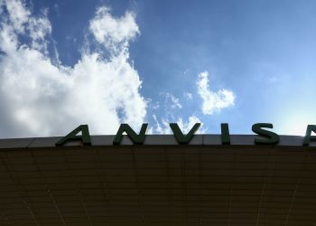 Ação da Anvisa e Inmetro fiscaliza produtos de carnaval no DF e BA