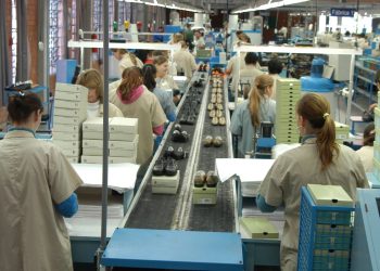 Empresas têm até este sábado para enviar dados salariais por gêneros