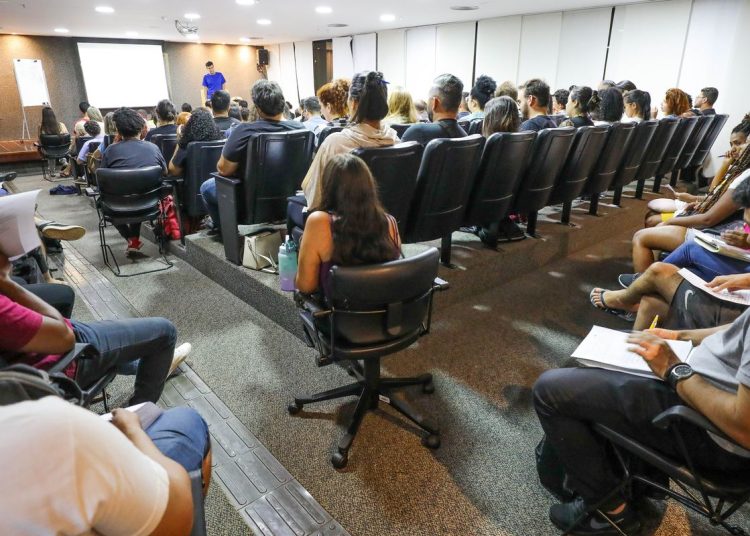Programa leva professores de escolas públicas a intercâmbio no Panamá