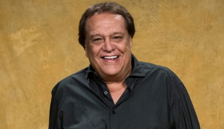 Morre Dennis Carvalho, diretor de ‘Vale Tudo’ e ‘Dancin Days’, aos 78 anos