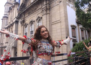 Anitta anuncia término com Ian Bortolanza: ‘Comemorei cedo demais’