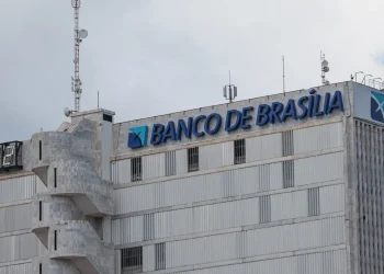 Câmara Legislativa aprova uso de imóveis públicos para socorrer BRB