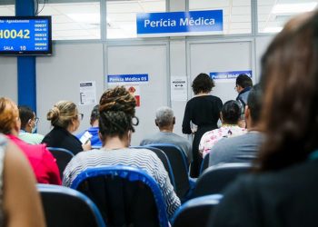 INSS faz mutirão de perícias médicas para reduzir tempo de espera