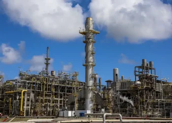 Guerra expõe risco energético do Brasil, diz ex-chefe da Petrobras