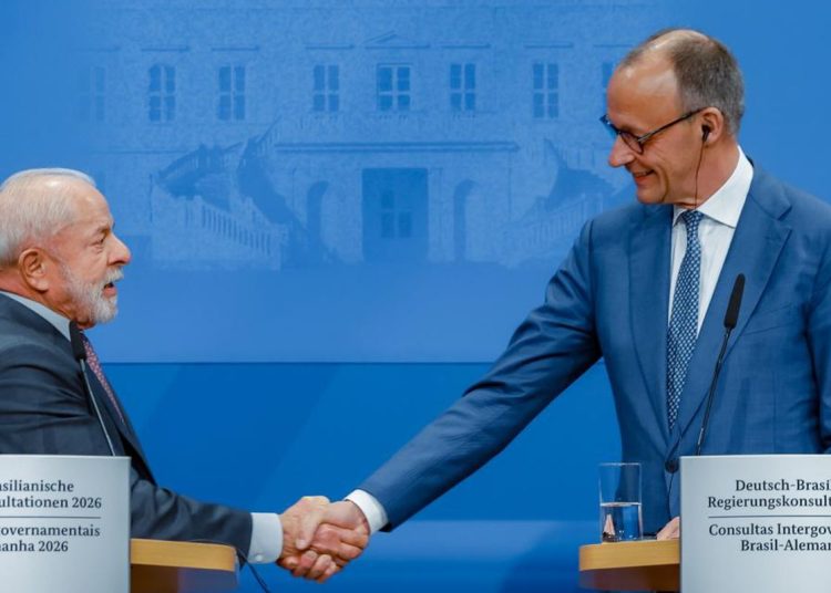 Brasil e Alemanha firmam acordo sobre minerais críticos e terras raras