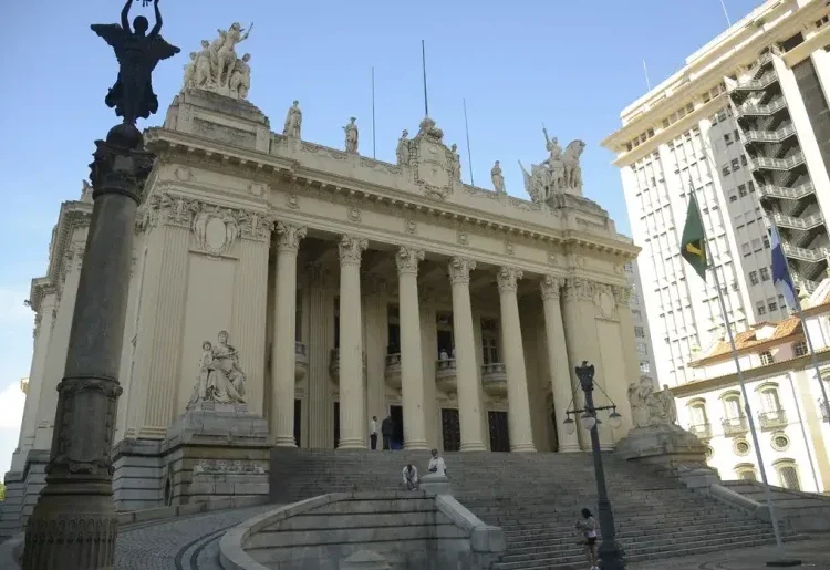 TRE-RJ homologa retotalização dos votos e Renan Jordy assume vaga na Alerj