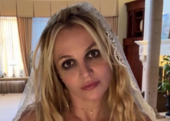 Britney Spears é internada em centro de reabilitação, diz imprensa americana