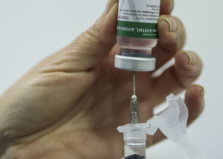 Opas alerta para alta de casos de gripe K e VSR no Hemisfério Sul