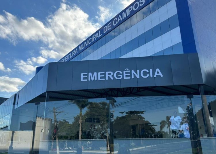 Acidente de moto em Campos deixa homem gravemente ferido