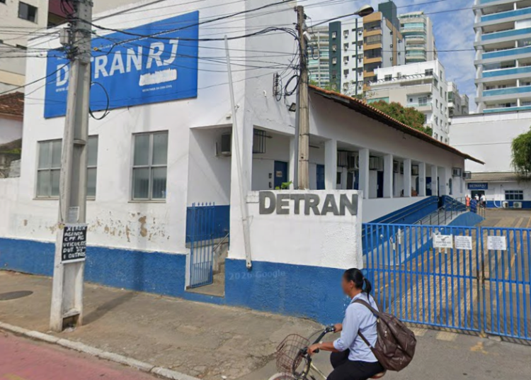 Detran RJ prorroga prazos do licenciamento 2026; confira novo calendário