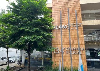 Suspeito de ameaçar companheira com arma de fogo e proibir uso de redes sociais é preso em Campos