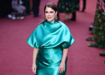 Princesa Eugenie anuncia gravidez do terceiro filho