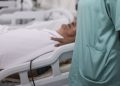 Quase mil médicos sofreram agressão no trabalho no RJ desde 2018