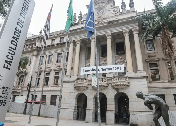 USP trabalha para implantação de cotas PcD no vestibular