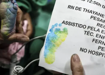 Hospitais do Rio homenageiam bebês que nascem durante a Copa