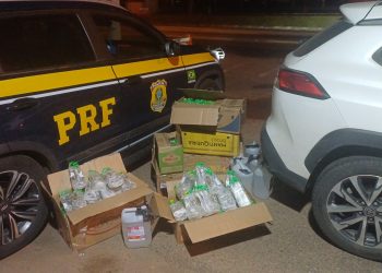 Homem é preso com mais de mil frascos de lança-perfume na BR-101, em Campos