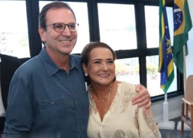 Ao lado de Carla Machado, Eduardo Paes visita Porto do Açu nesta terça-feira