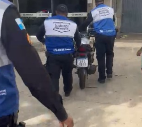 Homem é preso após tentar vender moto com registro de roubo em Campos