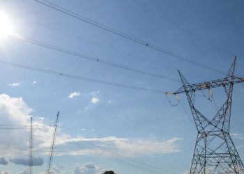 Aneel leiloa mais quatro lotes de transmissão de energia