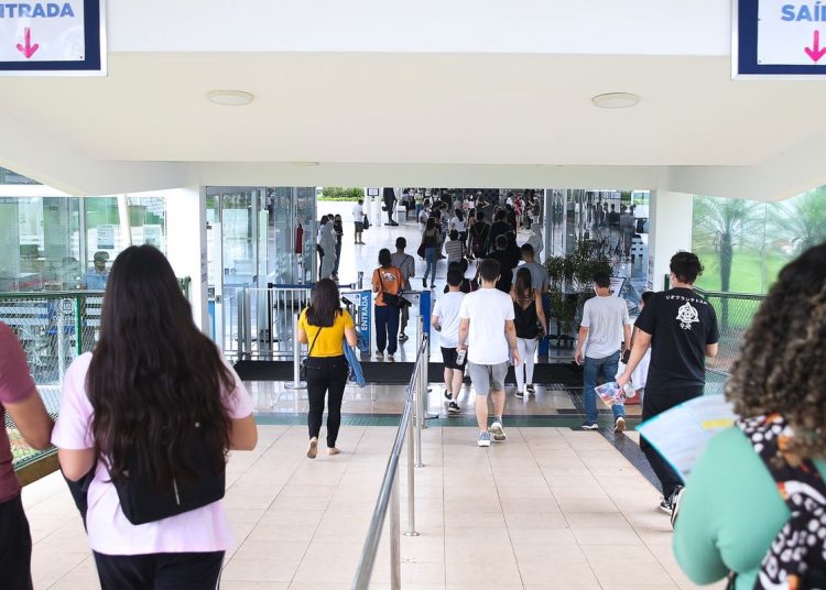 Inscrições para o Fies do segundo semestre começam na terça-feira
