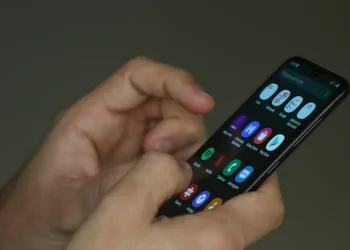 Plataforma oferece escuta em saúde mental para jovens no SUS Digital