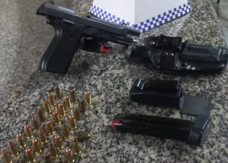 Suspeito é preso após atirar contra homem durante briga de bar em São Francisco