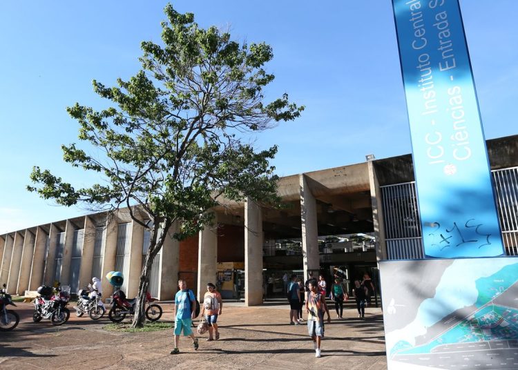 UnB muda regras de ingresso para ampliar acesso às vagas de graduação